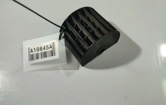 Opel Omega B2 Dash center air vent grill 