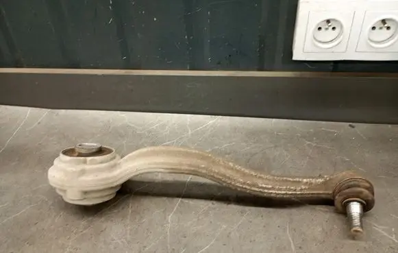 Mercedes-Benz C W204 Front control arm