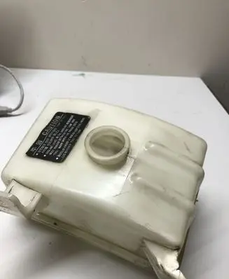 KIA Carens I Coolant expansion tank/reservoir