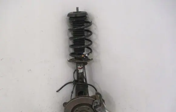 Peugeot 208 Front wheel hub spindle knuckle