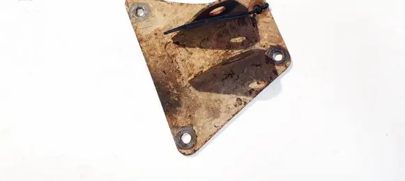 Iveco Daily 30.8 - 9 Engine mounting bracket 