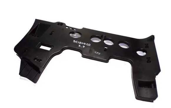 Dashboard lower bottom trim panel