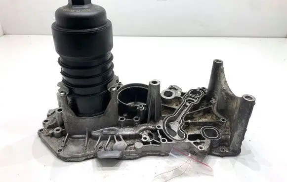 Audi A8 S8 D4 4H Oil filter mounting bracket 057115401AK