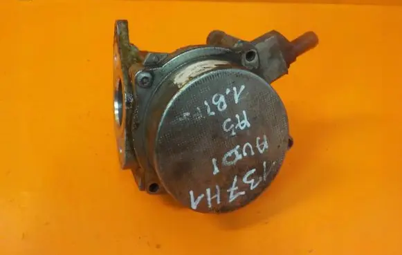 Audi A5 8T 8F Vacuum pump 
