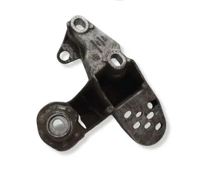 Volkswagen PASSAT B5 Engine mounting bracket 4B0199351B
