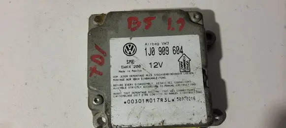 Volkswagen PASSAT B5 Airbag control unit/module 1J0909604 5WK42000