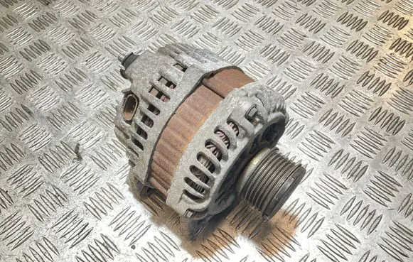 Nissan Juke I F15 Generator/alternator 231003VD