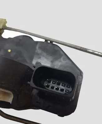 Opel Insignia A Front door lock