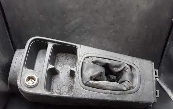 Suzuki Ignis Other center console (tunnel) element 7581586G0 7581186G0