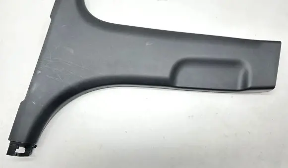 (B) pillar trim (bottom)
