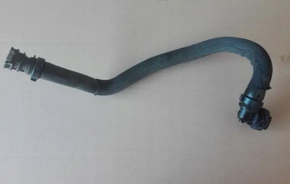 Peugeot 308 Engine coolant pipe/hose 9670444980
