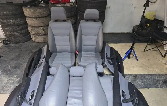 BMW 3 E90 E91 Seat set 