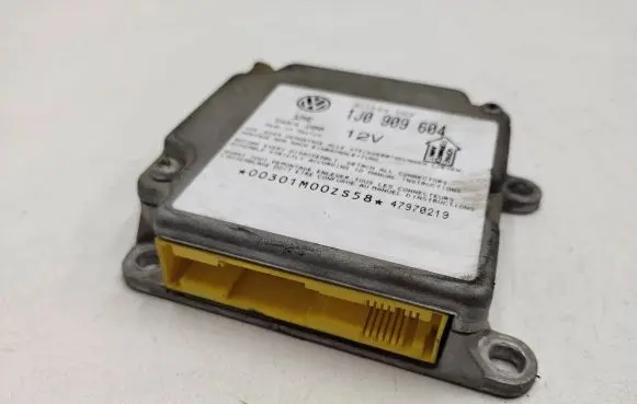 Volkswagen PASSAT B5 Airbag control unit/module 1J0909604 5WK4200 47970219