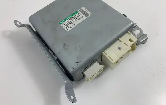 Toyota Avensis T270 Power steering control unit/module 6900002323 1129005660
