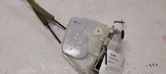 Mazda 6 Front door lock 8K03C0507