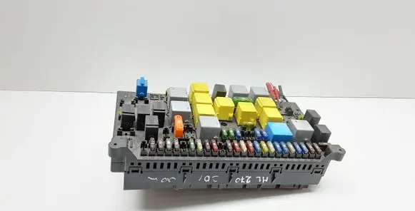 Mercedes-Benz ML W163 Fuse module CK630484