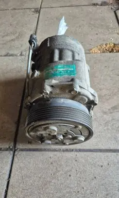 Volkswagen Transporter - Caravelle T5 Air conditioning (A/C) compressor (pump) 7H0820803D 2602804724