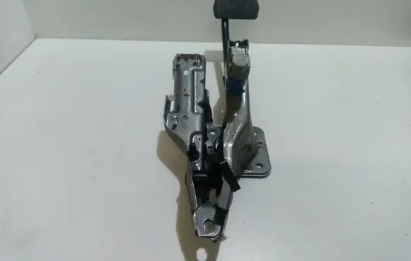 Ford C-MAX II Brake pedal AV612467DF