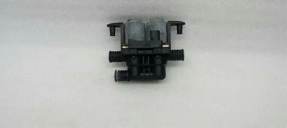 BMW 7 E65 E66 Coolant heater control valve 64116908294