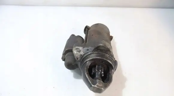 Opel Insignia A Starter motor