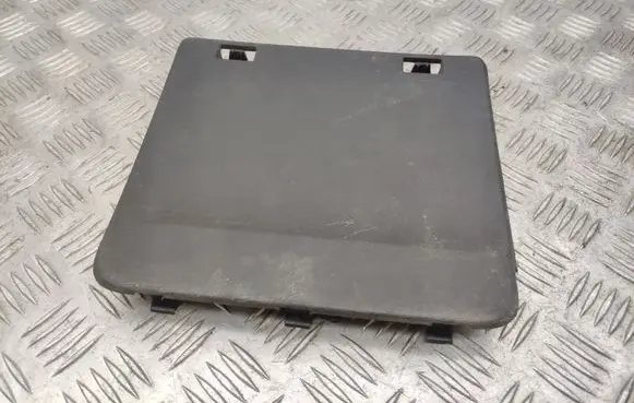 Mercedes-Benz Vito Viano W447 Battery box tray cover/lid A4475410005