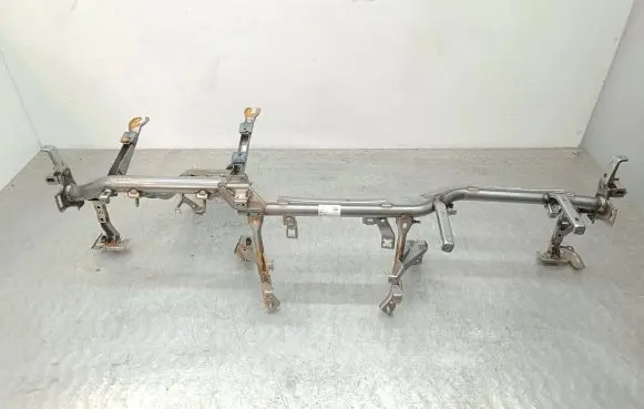 BMW 4 G22 G23 G24 G26 Dashboard cross member/frame bar 23937110 6804042