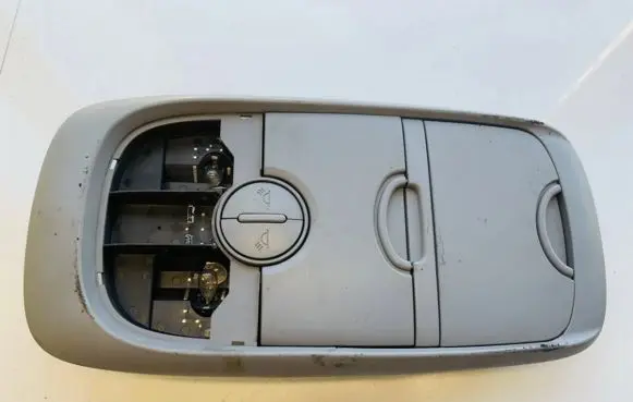 KIA Sorento Front seat light 0k53e51410 1k53e51410