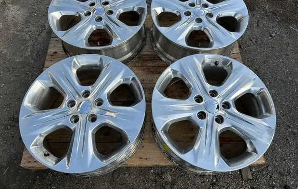 Dodge Durango R20 alloy rim 5NX50TRMAA