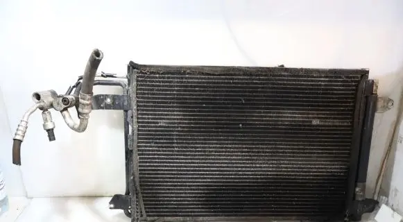 Volkswagen Golf Plus A/C cooling radiator (condenser)