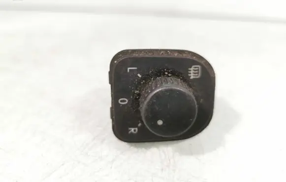 Volkswagen Golf VI Wing mirror switch 1K0959565L