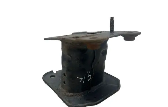 Toyota RAV 4 (XA40) Rear bumper shock impact absorber/damper 