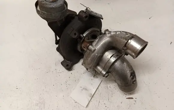 Lexus IS 220D-250-350 Turbo VB15 1720126010 070117383M