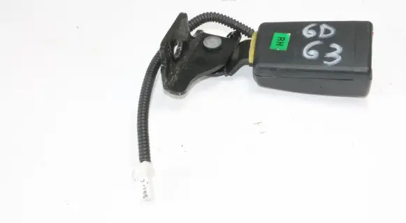 KIA Ceed Rear seatbelt buckle