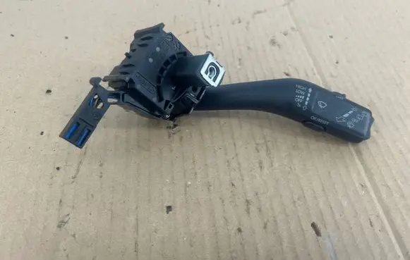 Volkswagen PASSAT B7 Wiper control stalk 1K0953519J 20351672475747 01203516