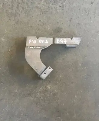 BMW 4 F32 F33 other engine part 8514031