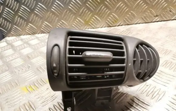 Dashboard air vent grill cover trim