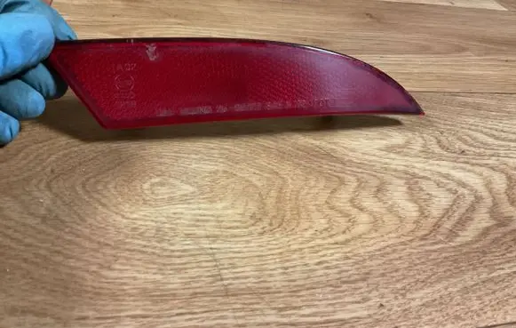 Chevrolet Nubira Rear tail light reflector 250972R 250972B