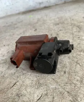Ford Kuga I Turbo solenoid valve