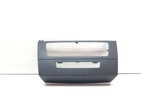 Radio/GPS head unit trim