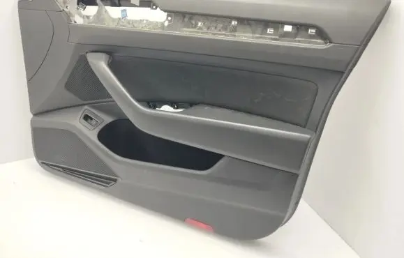 Volkswagen PASSAT B8 Front door card panel trim 197018651
