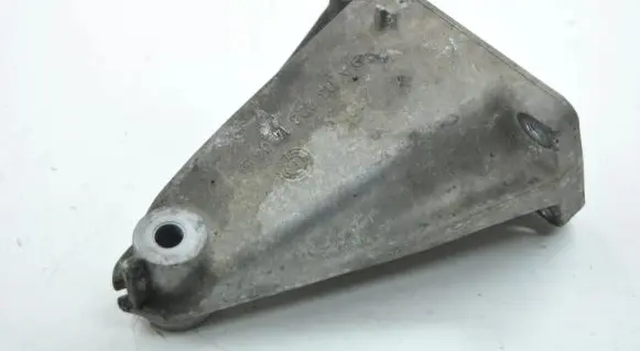 Mercedes-Benz SL R230 Engine mounting bracket A1132231404