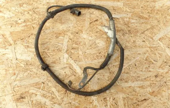 Audi A4 S4 B6 8E 8H Positive cable (battery)