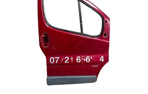 Opel Vivaro Front door
