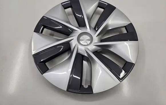 Tesla Model Y R19 wheel hub/cap/trim 1044235-00-C