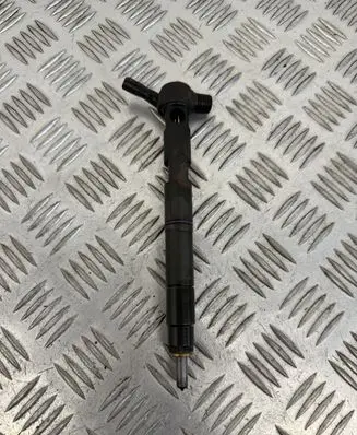 Hyundai i30 Fuel injector 338002A780 EMBR00203D