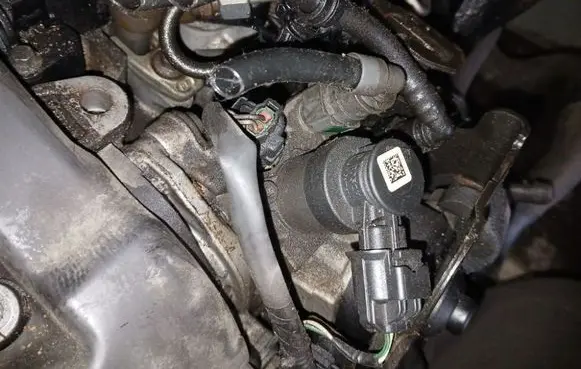 Dacia Sandero Fuel injection high pressure pump 0928400788