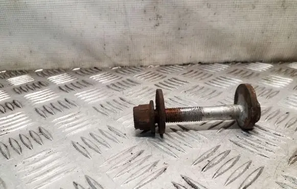 Volkswagen Tiguan Rear suspension camber bolt 