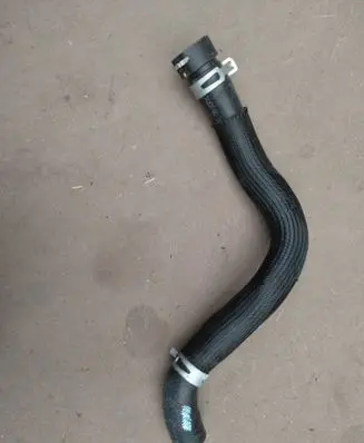 Hyundai Ioniq Engine coolant pipe/hose