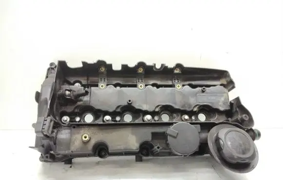 BMW 1 E81 E87 Rocker cam cover 7797613 11127797613
