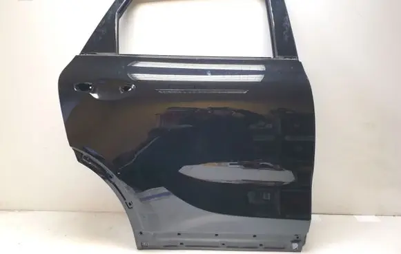 KIA Sorento Rear door